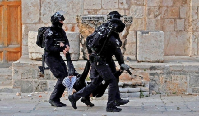 القدس: هدوء حذر بعد مواجهات الصباح