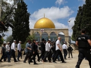 مستوطنون يقتحمون الأقصى وتقييدات على دخول الفلسطينيين للمسجد