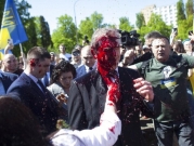 بولندا: متظاهرون يرشقون سفير روسيا بـ"الدم"
