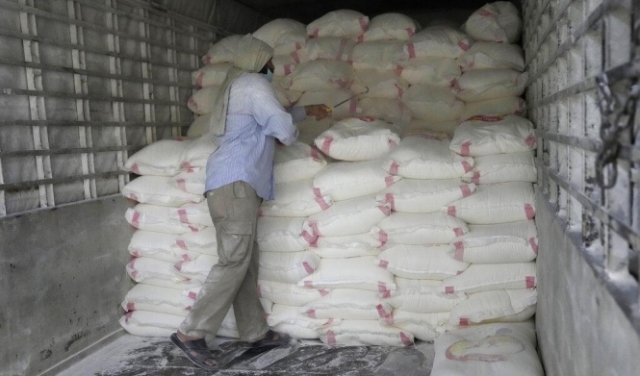 لبنان يقترض 150 مليون دولار لاستقرار أسعار الخبز