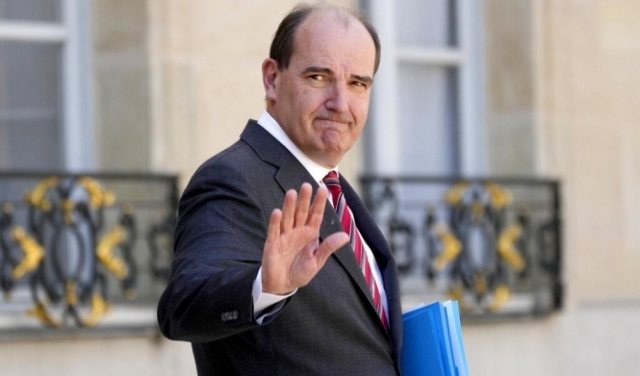 استقالة رئيس الوزراء الفرنسيّ واختيار وزيرة العمل خلفا له