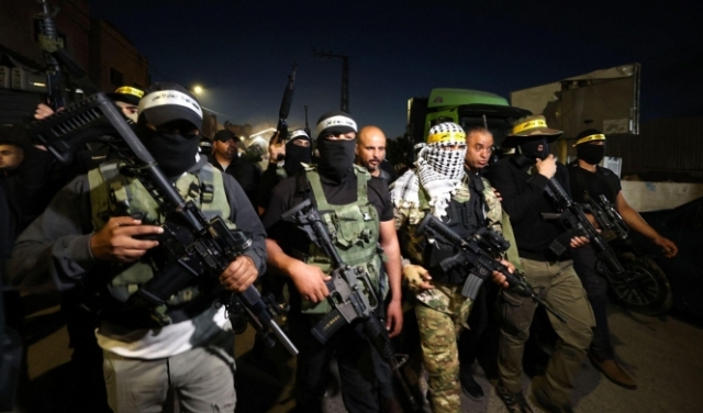 بعد مقتل الضابط بجنين: جيش الاحتلال يبحث استخدام  مروحيّات مقاتِلة خلال عمليّاته