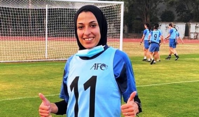 الفلسطينية هبة سعدية لتحكيم بطولات آسيوية ودولية لكرة القدم