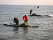 اعتقالات بالضفة وملاحقة للصيادين ببحر غزة