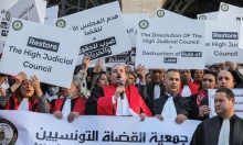 قضاة تونس يلوحون بتمديد الإضراب أسبوعا ثانيا