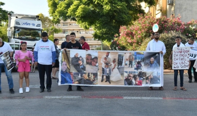 اللد: وقفة احتجاجية مطالبة بمحاسبة قتلة الشهيد موسى حسونة