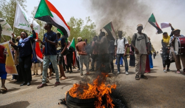 أم درمان: مقتل متظاهر سوداني برصاص الجيش