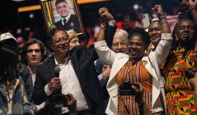 كولومبيا تنتخب لأول مرة رئيسا يساريا