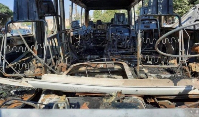 سورية: مقتل 15 عنصرا من النظام في هجوم استهدف حافلة