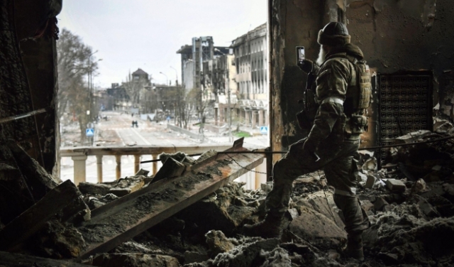 زيلينسكي يعلن قطع العلاقات بين أوكرانيا والنظام السوري