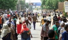 السودان: المئات يتظاهرون ضد الحكم العسكري