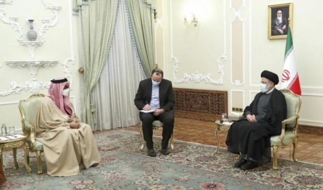 مسؤول إماراتيّ: أبو ظبي ليست منفتحة على إنشاء محور وخاصّة ضد إيران