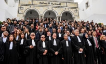 المحكمة الإدارية التونسية تعلق تنفيذ قرار رئاسي بعزل القضاة