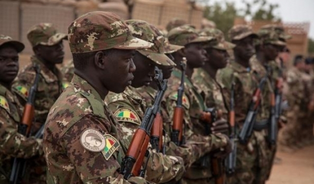 مقتل 42 جنديا في هجوم مسلح بمالي  