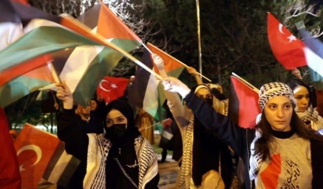 تقرير: العلاقات الإسرائيلية – التركية تحكمها خلافات الماضي وفرص المستقبل