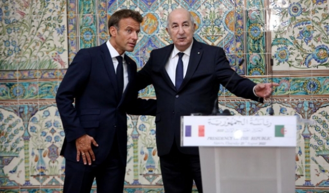 علاقات فرنسا والجزائر: ماكرون وتبون سيوقعان اتفاق 