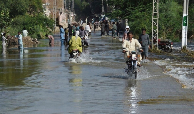 ارتفاع حصيلة ضحايا الفيضانات في باكستان والسودان