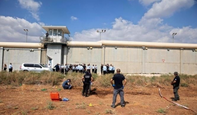 المستشارة القضائية تدفع لبناء آلاف الزنازين في السجون الإسرائيلية