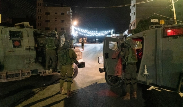 اقتحامات للأقصى والاحتلال يعتقل 17 فلسطينيا بالضفة