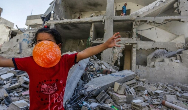 ألمانيا: دعوى قضائيّة ضد لبيد وغانتس بتهمة ارتكاب جرائم حرب في غزة