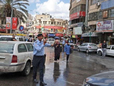 النيابة العامة الفلسطينية تمدد اعتقال المطارد مصعب اشتية