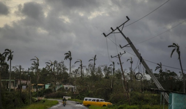 انقطاع الكهرباء في كوبا بأسرها بسبب إعصار إيان