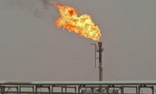 أسعار النفط تتراجع وسط ضعف الطلب العالمي