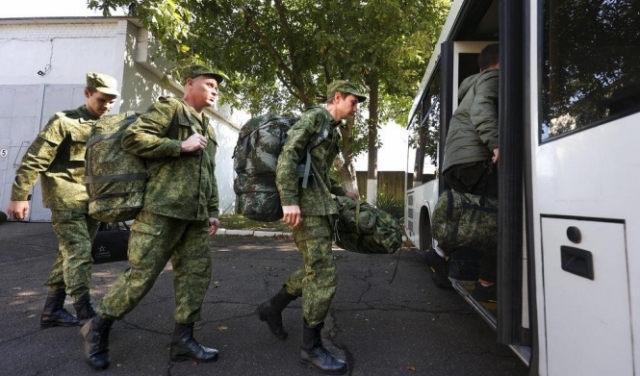 قادة 4 مناطق أوكرانية يصلون موسكو ومساعدات أميركية جديدة لكييف