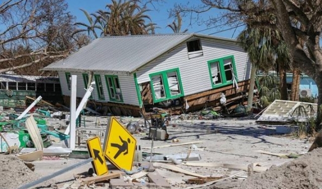 107 قتلى ضحايا الإعصار إيان في أميركا