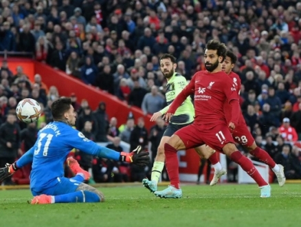 محمد صلاح يقود ليفربول لهزيمة مانشستر سيتي