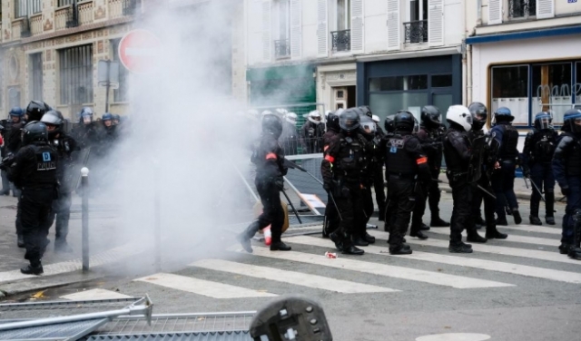 فرنسا: عشرات الآلاف يتظاهرون من أجل زيادة الأجور