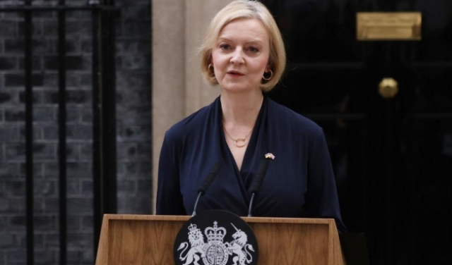 رئيسة الوزراء البريطانيّة ليز تراس تستقيل من منصبها