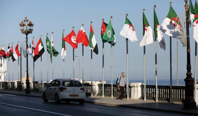 وزراء الخارجية العرب يجتمعون بالجزائر تمهيدا للقمة العربية