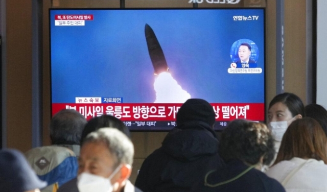 كوريا الشمالية أطلقت صاروخا عابرا للقارات