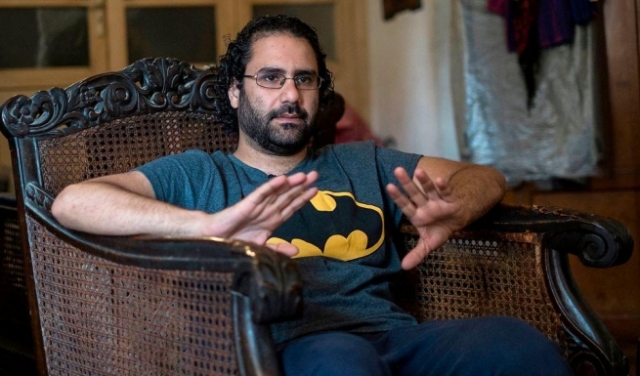 مصعّدا إضرابه عن الطعام: السجين المصري علاء عبد الفتاح يمتنع عن شرب المياه 