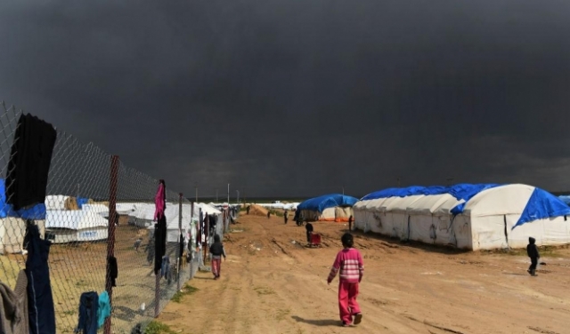 مخيم الهول في سورية: سجن مفتوح وحياة لاجئين بين نارين