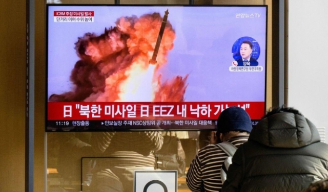 كوريا الشمالية تطلق صاروخا بالستيا عابرا للقارات