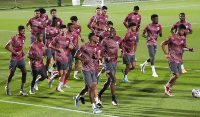 قطر تفتتح المونديال أمام الإكوادور: التشكيلة المتوقعة وأبرز أرقام المباراة