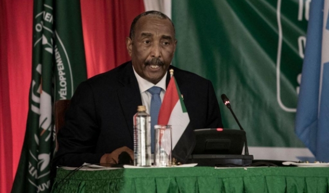 البرهان: الجيش السوداني سيقبل بأي حكومة غير حزبية