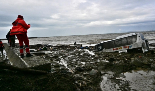 جزيرة إيطالية: 12 مفقودا إثر انهيارات ترابية ولا وفيات مؤكدة