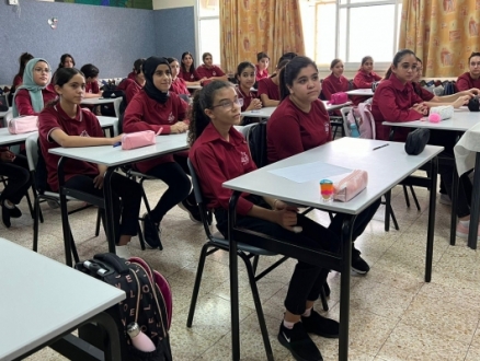 المدارس العربية: التغيير بالمناهج التعليمية تكريس لعوامل القوة والسيطرة