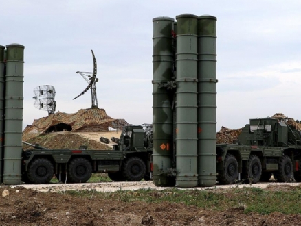 تقرير: موسكو تطالب تل أبيب بعدم عرقلة نقل أنظمة دفاع من سورية لأوكرانيا