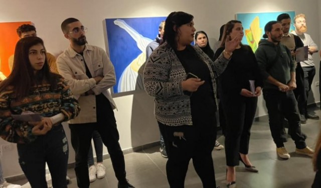 جمعية تشرين تفتتح المعرض الفنّي 