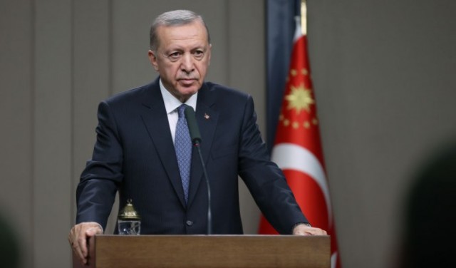 إردوغان يقول إنه طلب دعم روسيا في شمال سورية