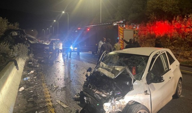 5 إصابات إحداها خطيرة بحادث طرق قرب بيت جن