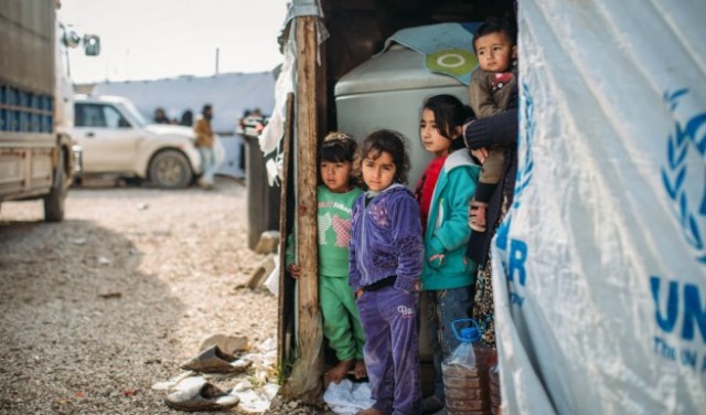 %90 من لاجئي سورية بلبنان بحاجة لمساعدة إنسانيّة للبقاء على قيد الحياة