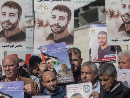عائلة الشهيد أبو حميد تطالب بتصعيد النضال لاستعادة الجثامين المحتجزة
