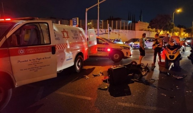 الناصرة: إصابة خطيرة لمسن دهسته دراجة نارية