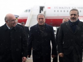 وزراء دفاع روسيا وتركيا والنظام السوري يعقدون محادثات في موسكو