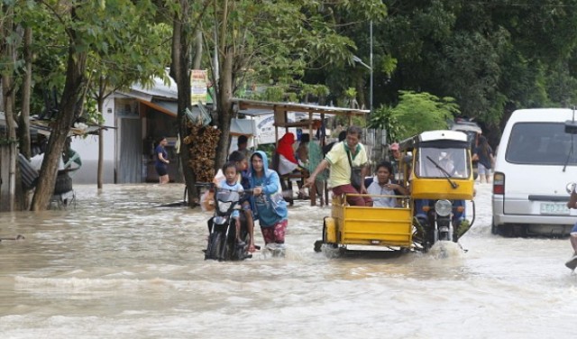  مصرع 33 شخصا جراء الفيضانات في الفلبين
